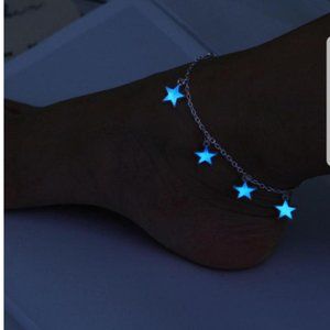 NWT Women Glow in the Dark Stars Adjustable Anklet